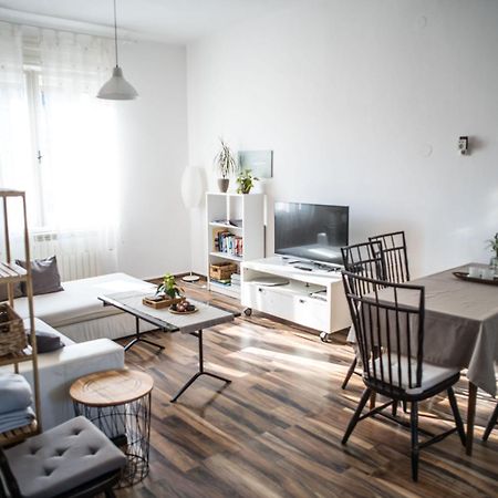 Apartma Premrlova Lägenhet Izola Exteriör bild