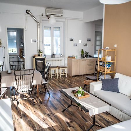Apartma Premrlova Lägenhet Izola Exteriör bild